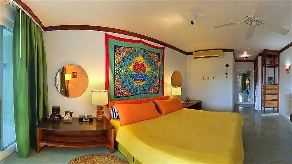 אתר נופש מלון Couples Negril (Adults Only)